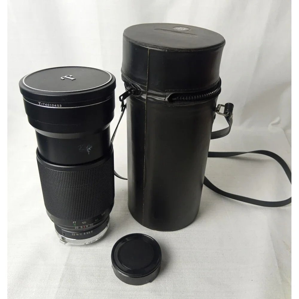 Contax Carl Zeiss Vario-Sonnar T 70-210mm f/3.5 C/Y Japan w/ Case